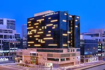 هتل Doubletree By Hilton Dubai  Business Bay