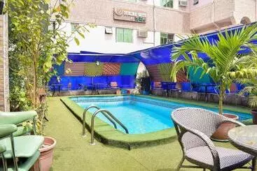 هتل Dublina Suites
