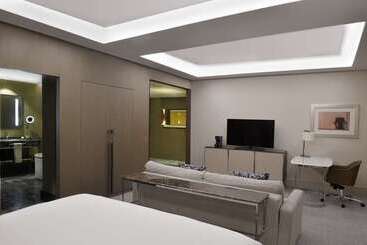 Отель Hilton Tangier City Center