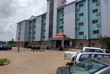 هتل Laps New World