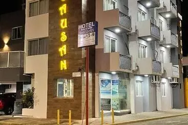 Hotelli & Suites Bausan