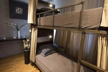 B14 Hostel