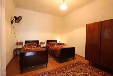 تختخواب و صبحانه Guesthouse   Ashot Shalunts
