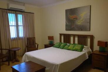 Resort Palm Malinamoc