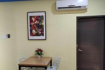 Hotel Shaftsbury Residence Cyberjaya With Free Parking & Netflix