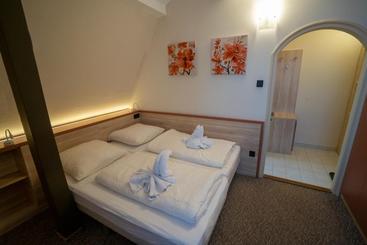 Bed and Breakfast Szilvia Gästehaus