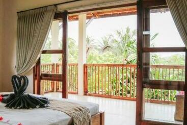 Hotell Owa Lodge Areguling