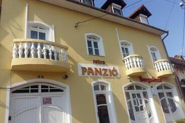 호텔 Retro Panzió
