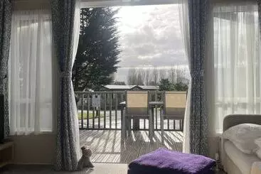 Pet Friendly 2 Bed Lodge Near Preston & Blackpool