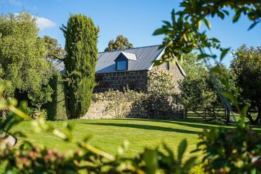 Aamiaismajoitus (B&B) Honeysuckle Barn & Garden