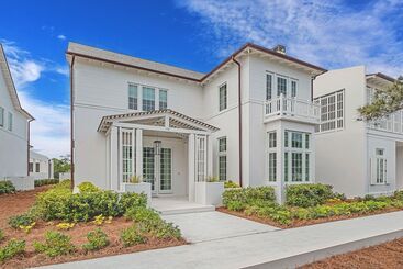 فندق Kaiya Beach Resort