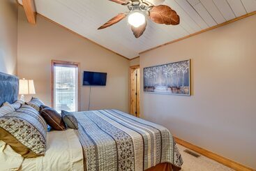 קוטג'' Private Dock: Lakefront Sunrise Beach Home