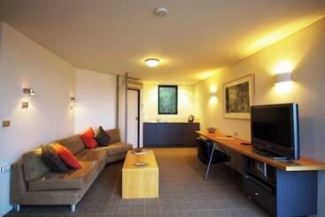 Edge Of The Bay Resort