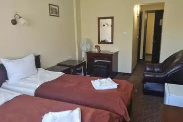 Family Hotel Bela