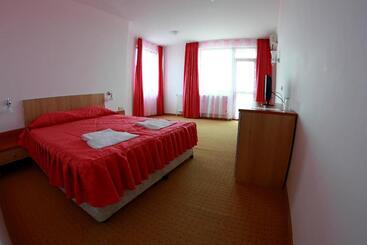 בית מלון כפרי Akre