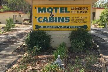 Wagon Wheel Motel & Units