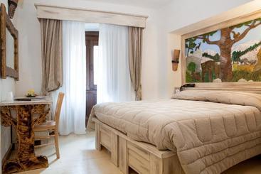 فندق Garnì La Rua Nel Bosco