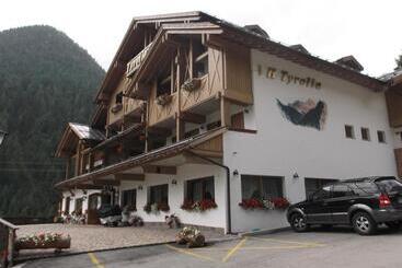 Hotel Tyrolia