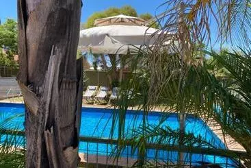 مُتل Orana Motor Inn