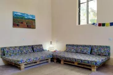 تختخواب و صبحانه Bed&breakfast Shwari House