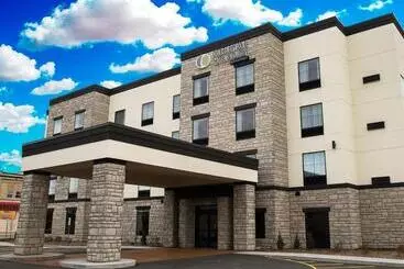 Cobblestone Hotel & Suites   Rhinelander