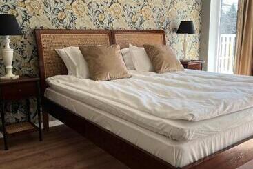 هتل L Toftalund Ab