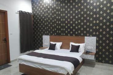 Hotel Super Collection O Nirvan