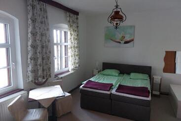 بنسيون Gasthof Oberschmiede