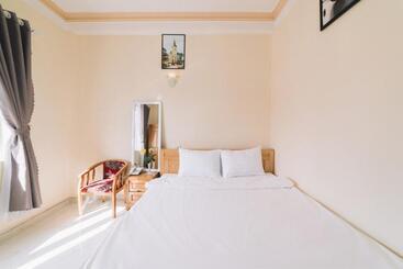 Hotel Khách Sạn Tuấn Kiệt