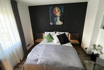 Pensjonat Restaurace Pyramida