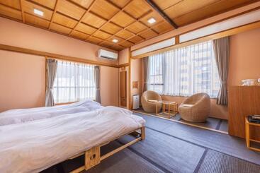 Ryokan 御宿うおき