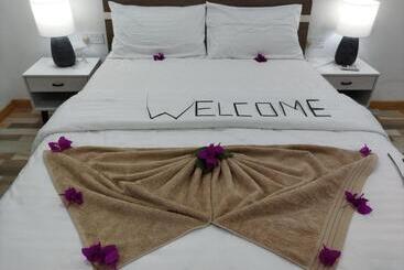 Pensão The Happiness Sun Suites