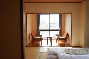 ビジネス旅館 越後家