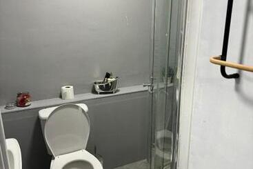 住宿加早餐 Habibi House