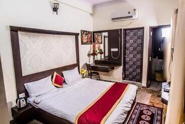 Курорт Rani Baagh