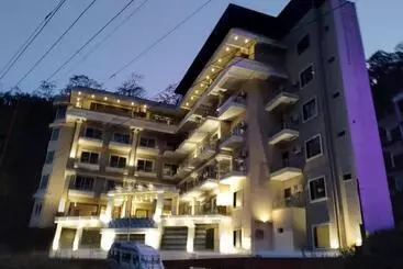 Stone Wood Hotel, Rishikesh