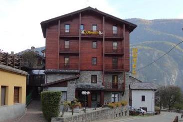 Отель Albergo Le Marmotte