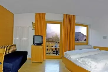 Hotelli Alpenhof