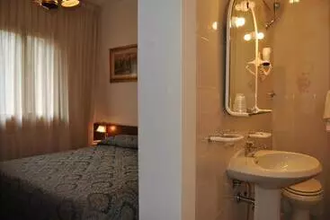 Otel Archimede