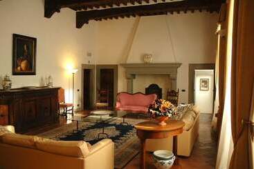 ホテル Palazzo Squarcialupi