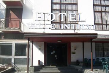 Отель Valle Intelvi