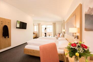 Panorama Hotel Flora