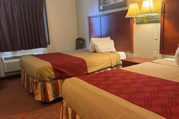 فندق Mitchell Inn