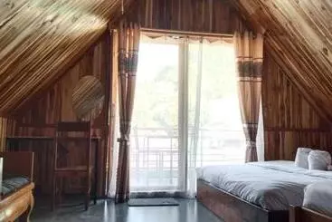 ペンション Amphai Guest House