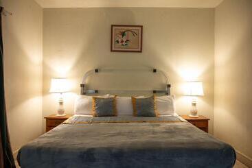 پانسیون Ocean View King Room At Sahara