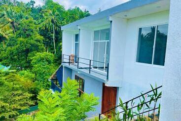 Hotelli Hanthana Sk Paradise