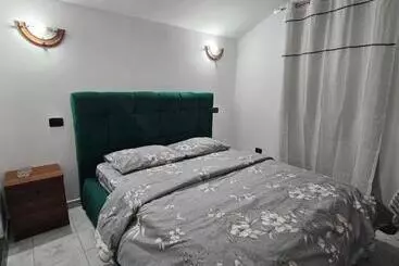 هتل çollaku