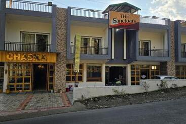 Hotel The Sanctuary