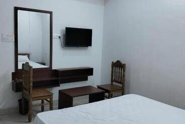 Hotel Utsav & Banquet Hall