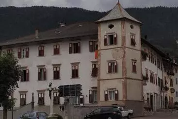 Hotelli Locanda Alpina